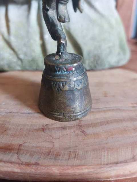 Bronzen Khmer Apsara tempelbel — foto 5