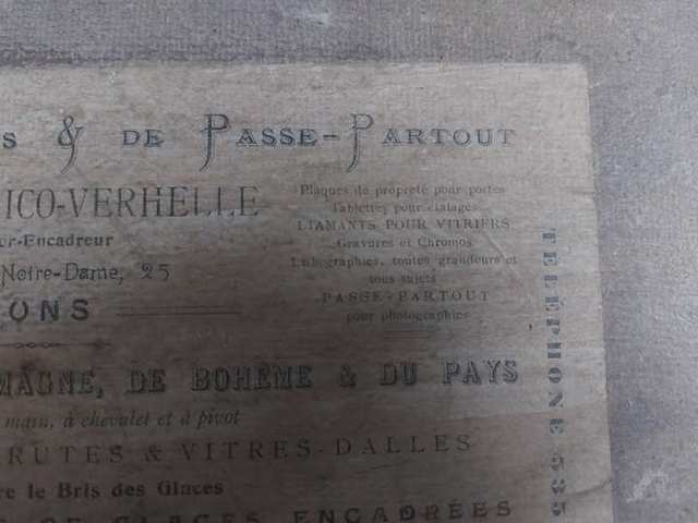 Handgekleurde kopergravure ‘La Promenade du Matin’ naar Freudeberg, in eiken lijst — foto 11