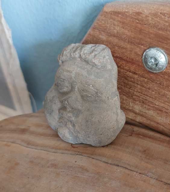 Terracotta gezichtsfragment — Zuidoost-Azië, naar mijn inschatting Mon of Majapahit — foto 4